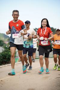 BIB: 8092, 8087, 8167
                            <button type="button" onclick="openModal(18895437)" class="btn btn-primary btn-sm float-right btn-popup" data-toggle="modal" data-target=".modal-high-quality">
                        <i class="fas fa-shopping-cart"></i> Add to Cart
                    </button>
                                            <button type="button" onclick="isThisMe(18895437, true)" class="btn btn-success btn-sm float-right btn-popup btn-isme hidden" data-toggle="tooltip" data-placement="bottom" title="นี่คือรูปของคุณใช่ไหม คลิกที่นี่เพื่อเอาเข้าอัลบั้ม">
                        <i class="fas fa-plus"></i> Add to album
                    </button>
                    <button type="button" onclick="isThisMe(18895437, false)" class="btn btn-warning btn-sm float-right btn-popup btn-isnotme hidden">
                        <i class="fas fa-ban"></i> Remove from album
                    </button>